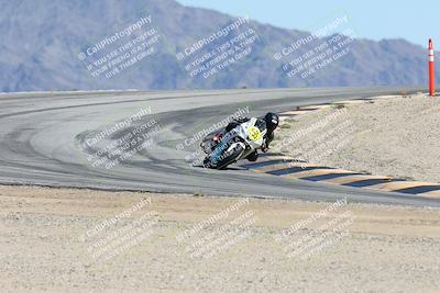 media/Oct-05-2025-CVMA (Sun) [[beeef4f201]]/Race 11-500-400(4)-350 Supersport/